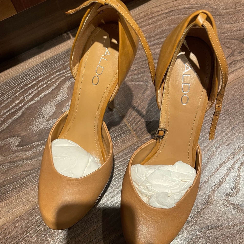 Aldo high heels with platforms